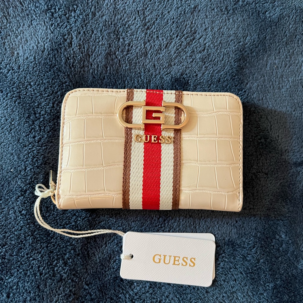 GUESS Cream Croc-Embossed Zip Wallet with Red Stripe